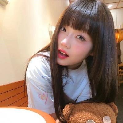三块广告牌